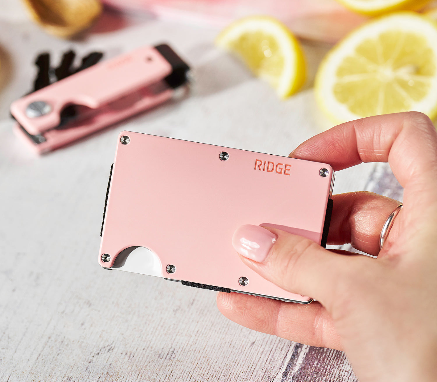 the RIDGE/リッジ/マネークリップ/アルミ/限定/カードケース/ピンク Ridge Wallet – Pink Lemonade | Squeeze The Day - Ridge Global