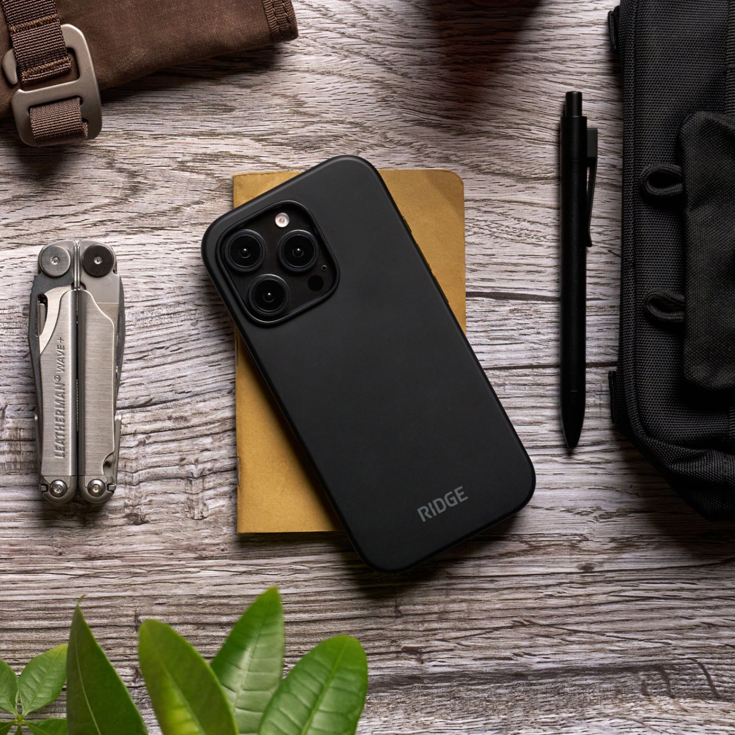 Everyday Phone Case iPhone 16 Pro Matte Black