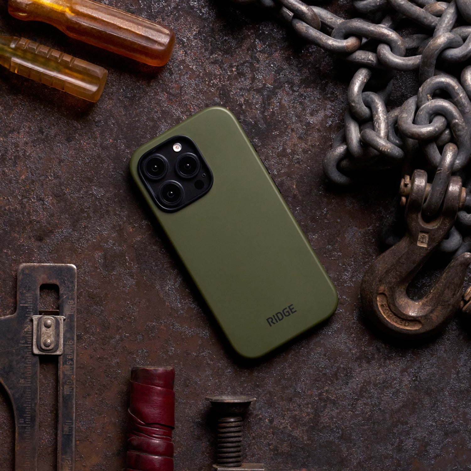 Everyday Phone Case - iPhone 16 Pro - Matte Olive - Ridge Global